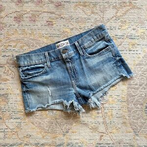WILDFOX • Cut off shorts • Size 27 / 30-inch Waist